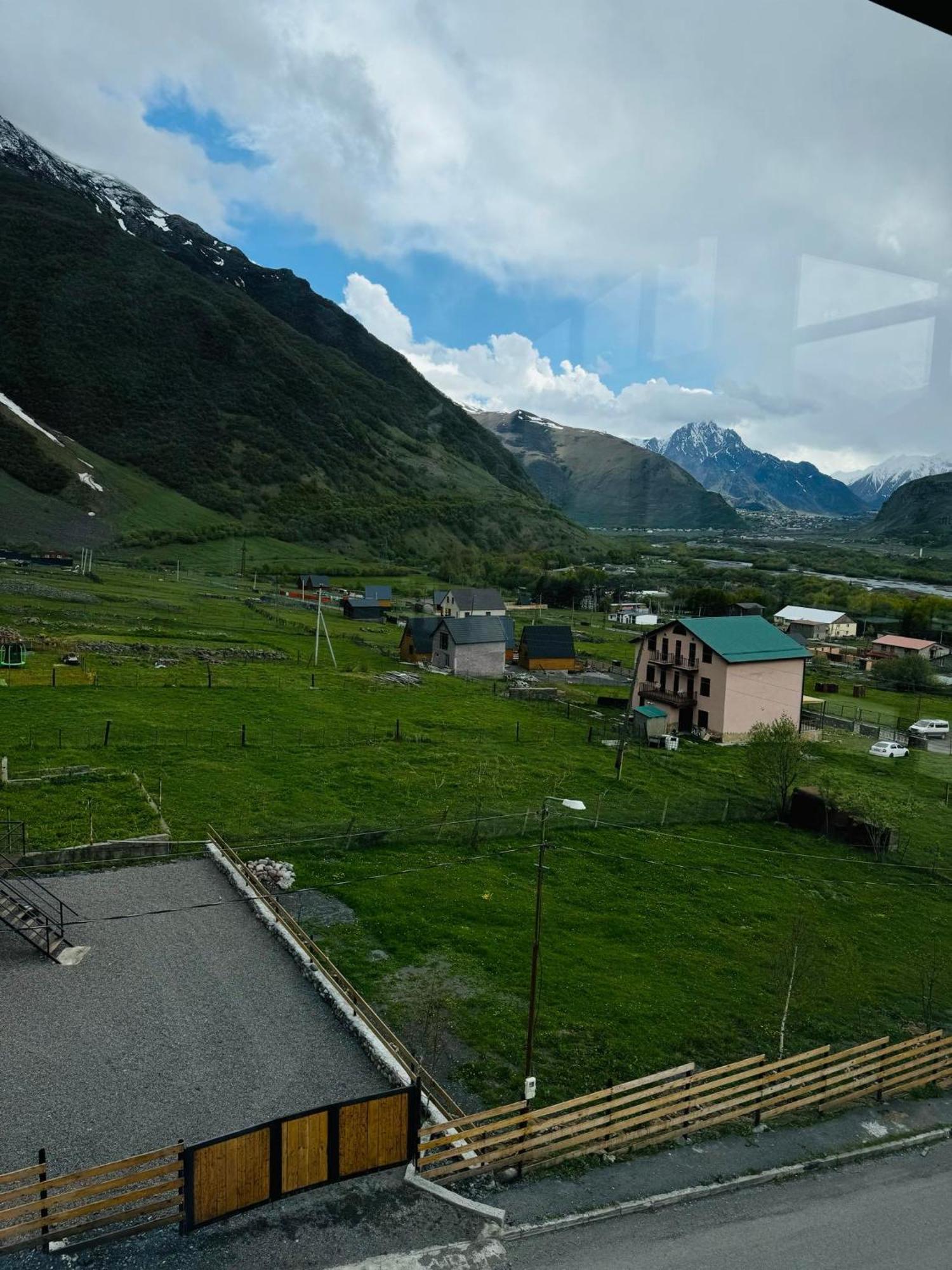 Chalet Kazbegi Stepantsminda Exterior foto